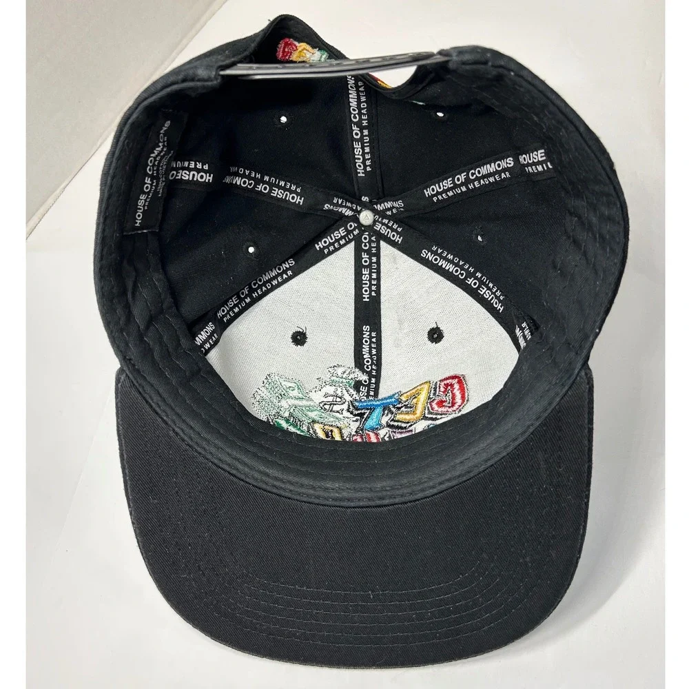 Get Yours Dope Trippy King Crown Design Lot of‎ 4 Mens Snapback Hats